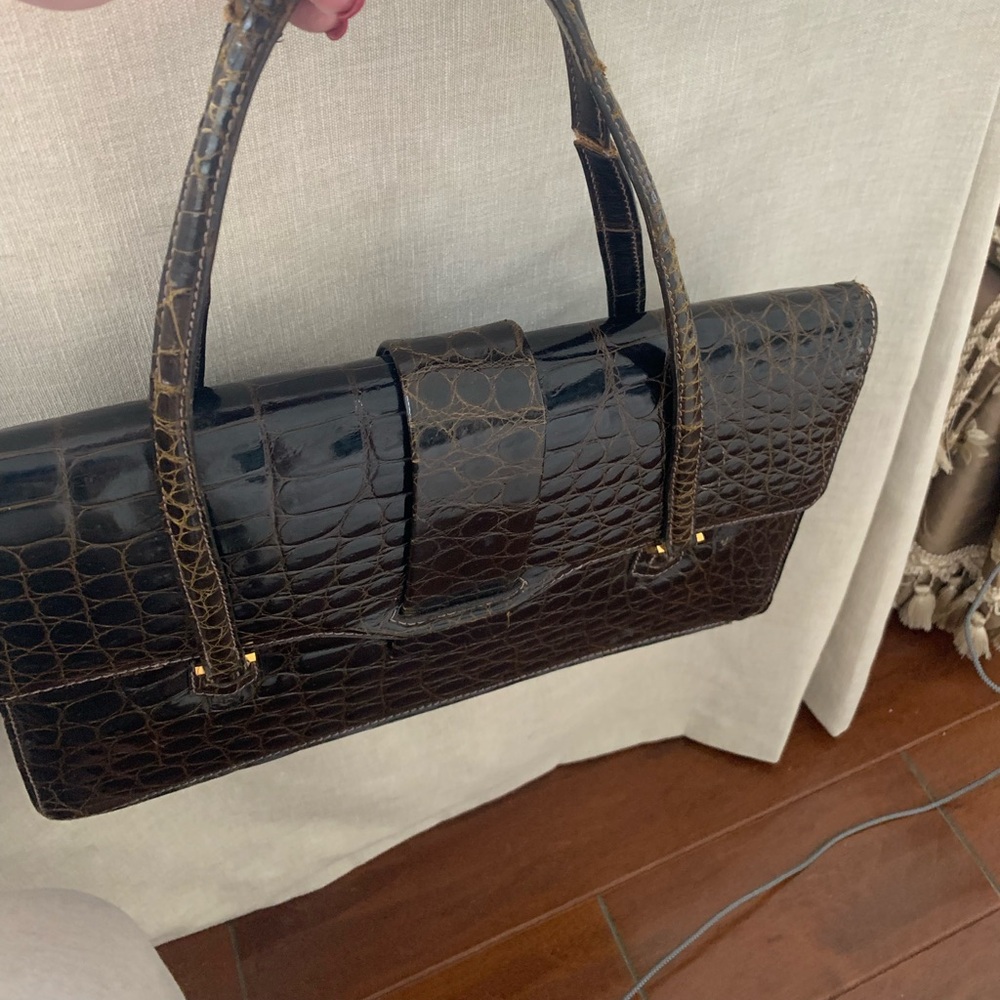 Bonwit teller genuine alligator or bag